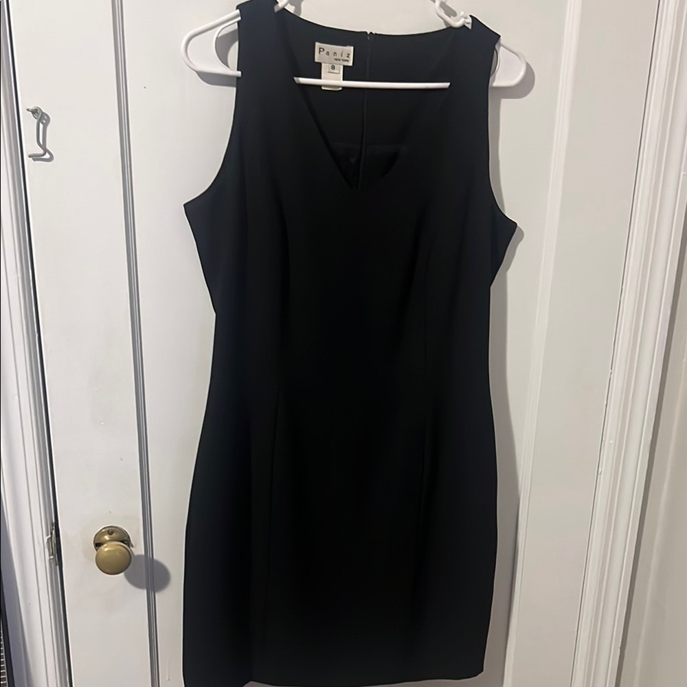 Black Sleeveless V-Neck Sheath Mini Dress